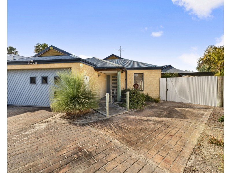 4 Heyerdahl Way, Dudley Park WA 6210