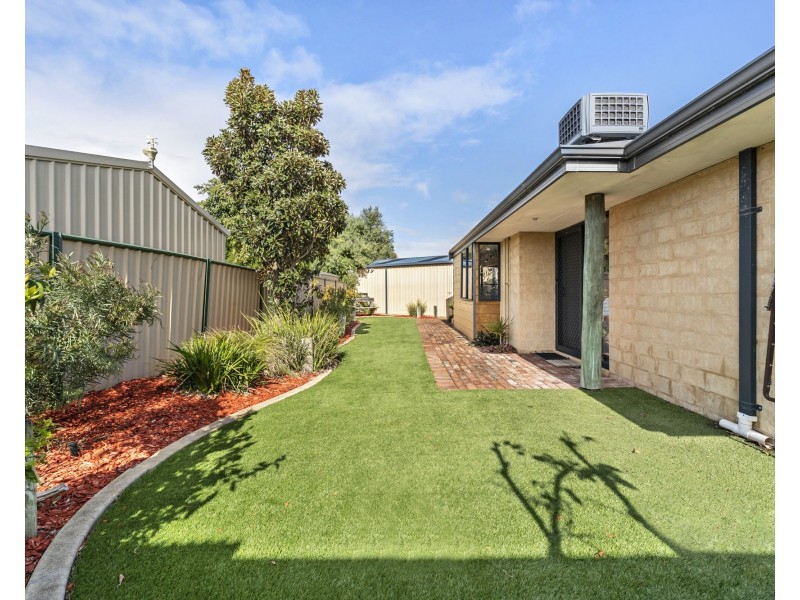 4 Heyerdahl Way, Dudley Park WA 6210