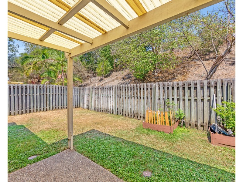 29/1 Hervey Street, Pacific Pines QLD 4211