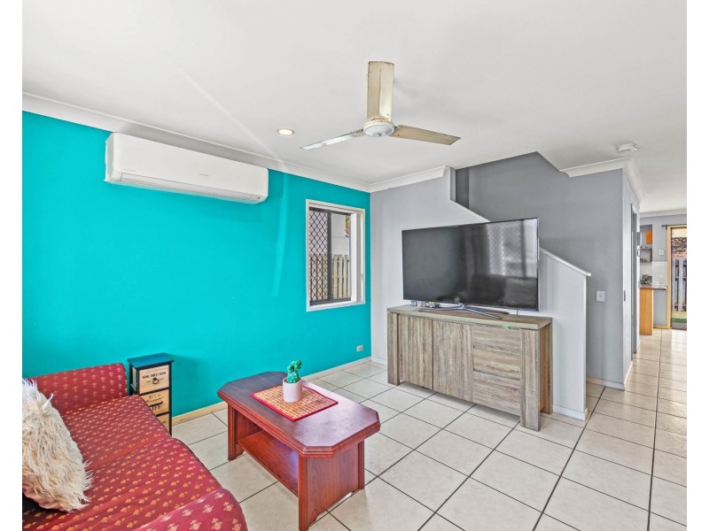 29/1 Hervey Street, Pacific Pines QLD 4211
