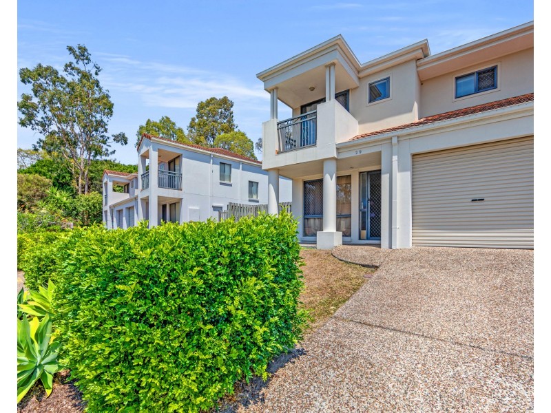 29/1 Hervey Street, Pacific Pines QLD 4211