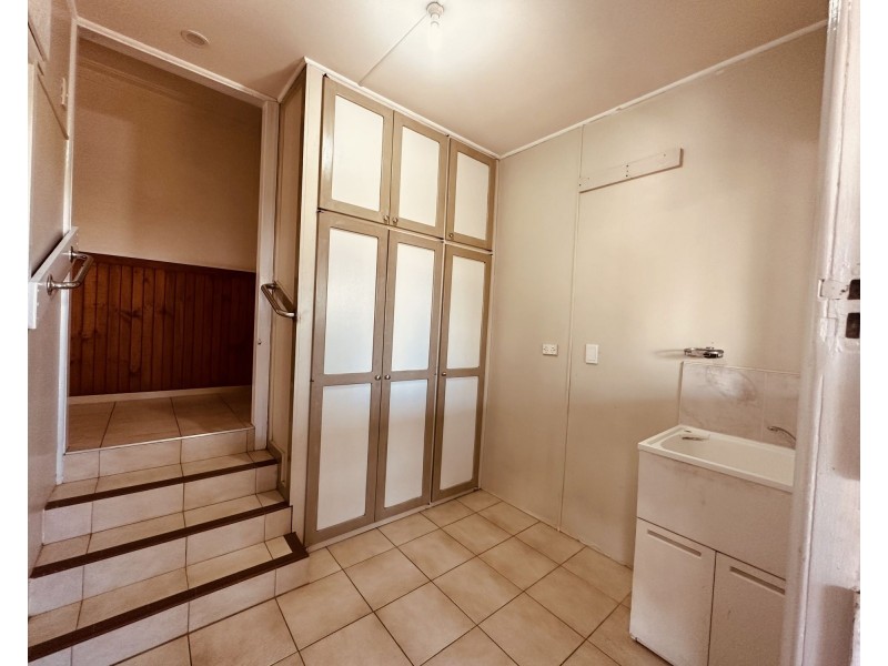 13 Dix Street, Kepnock QLD 4670