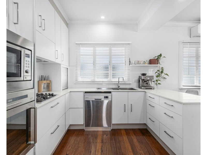 56 Youngs Road, Hemmant QLD 4174