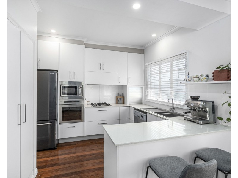 56 Youngs Road, Hemmant QLD 4174