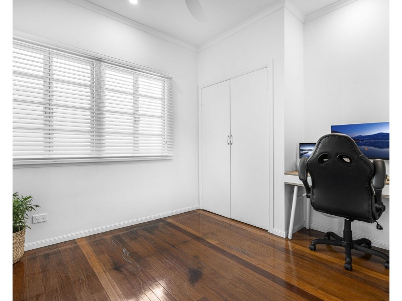 56 Youngs Road, Hemmant QLD 4174