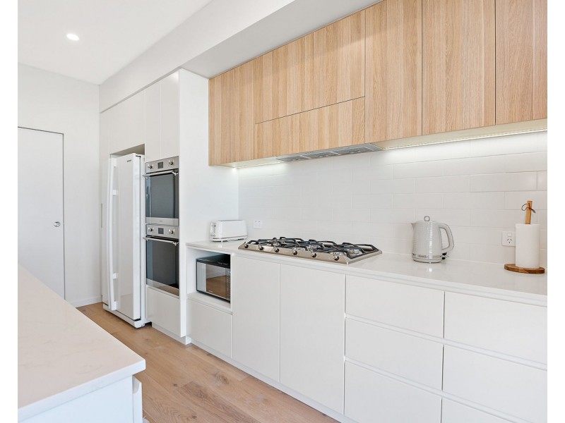 90 Maraboo Loop, North Coogee WA 6163