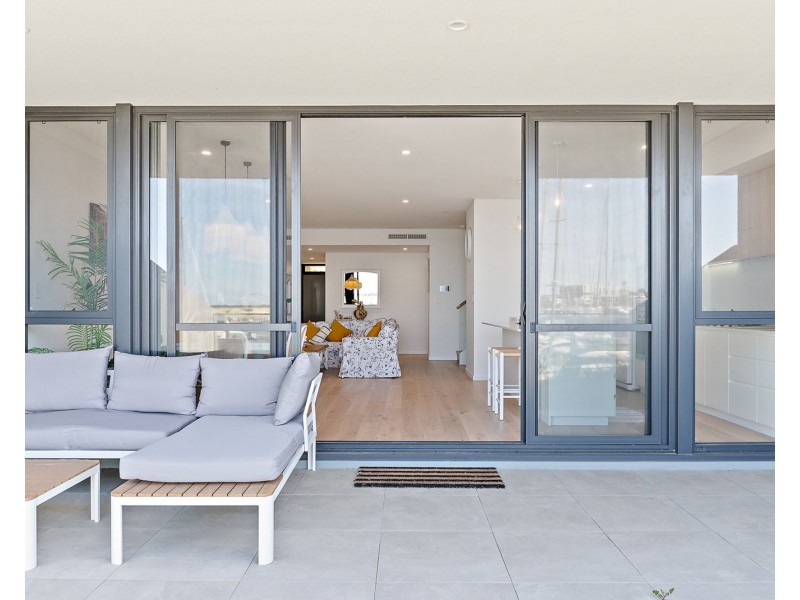 90 Maraboo Loop, North Coogee WA 6163