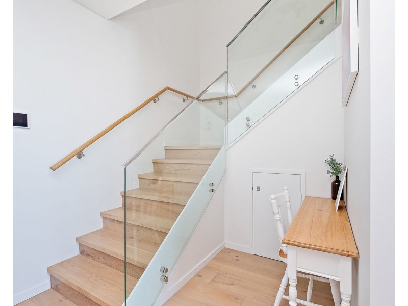 90 Maraboo Loop, North Coogee WA 6163