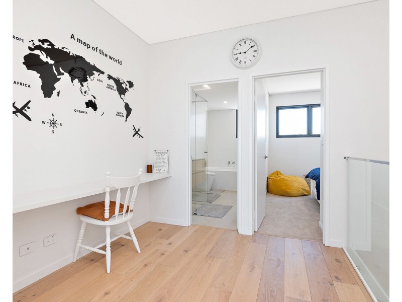 90 Maraboo Loop, North Coogee WA 6163