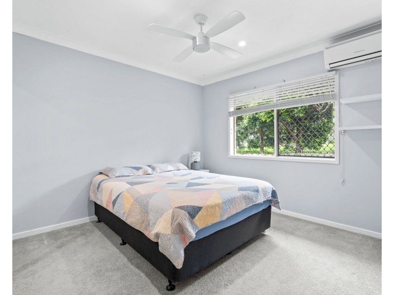 101 Wunburra Circuit, Pacific Pines QLD 4211