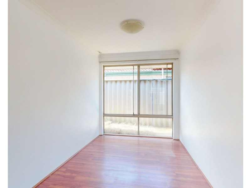 7 Gollan Place, Coodanup WA 6210