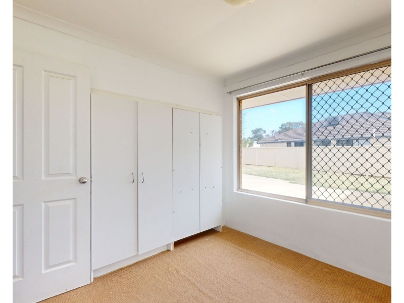 7 Gollan Place, Coodanup WA 6210