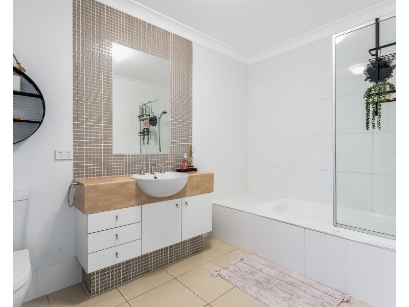 6/9 Pitt Road, Burpengary QLD 4505