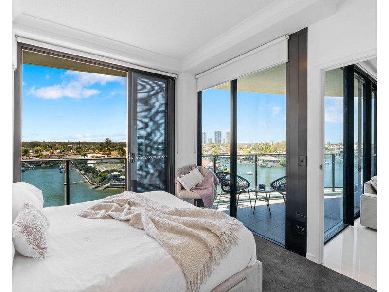 1505/5 Harbour Side Court, Biggera Waters QLD 4216