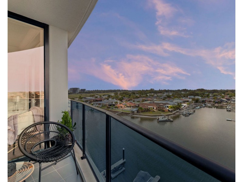 1505/5 Harbour Side Court, Biggera Waters QLD 4216