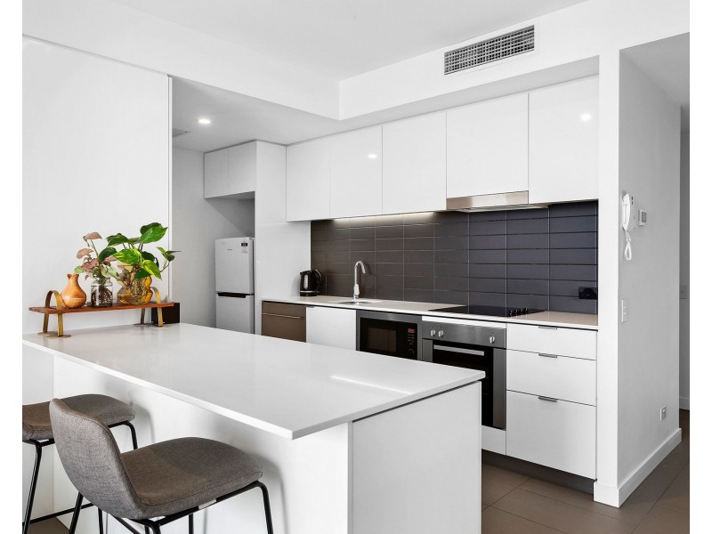 1802/10 Trinity Street, Fortitude Valley QLD 4006