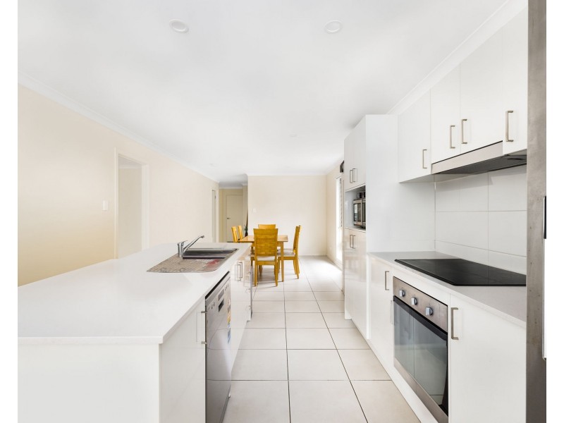 28 Karmadee Place, Bracken Ridge QLD 4017