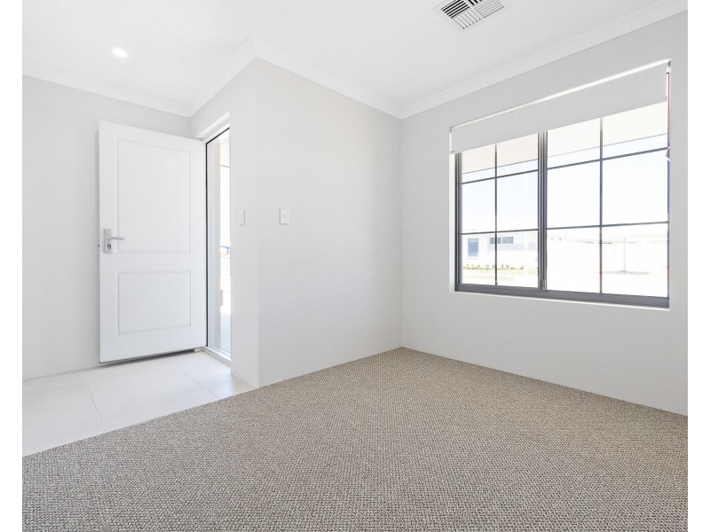 28 Coasting Road, Alkimos WA 6038