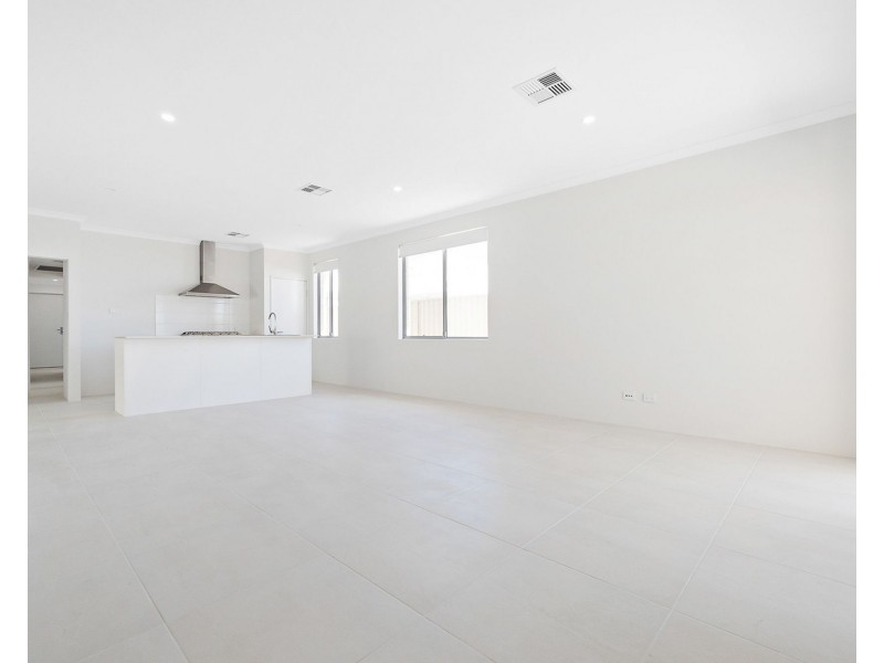 28 Coasting Road, Alkimos WA 6038