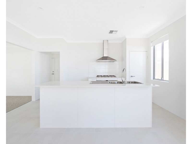 28 Coasting Road, Alkimos WA 6038