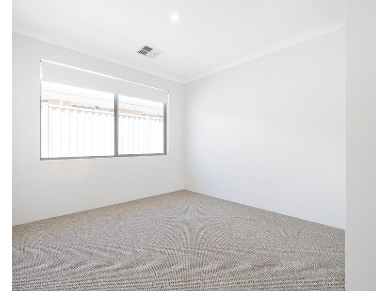 28 Coasting Road, Alkimos WA 6038