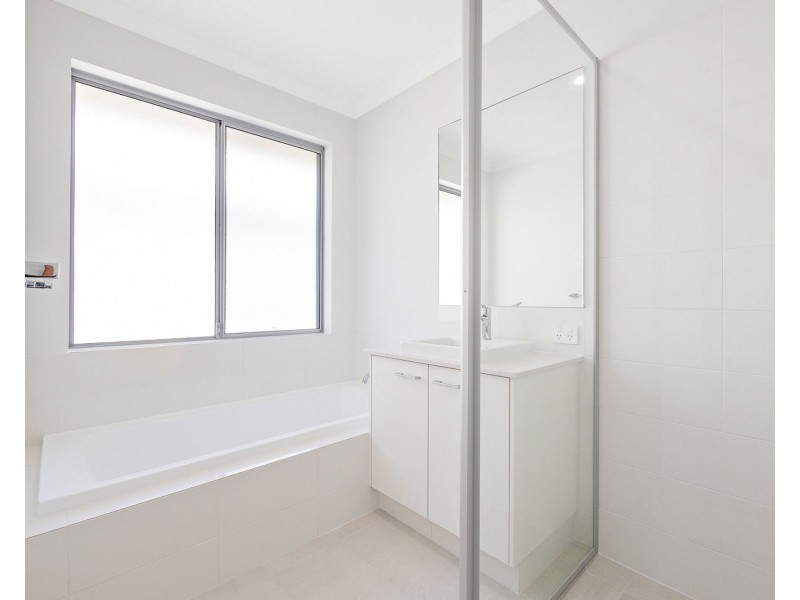 28 Coasting Road, Alkimos WA 6038