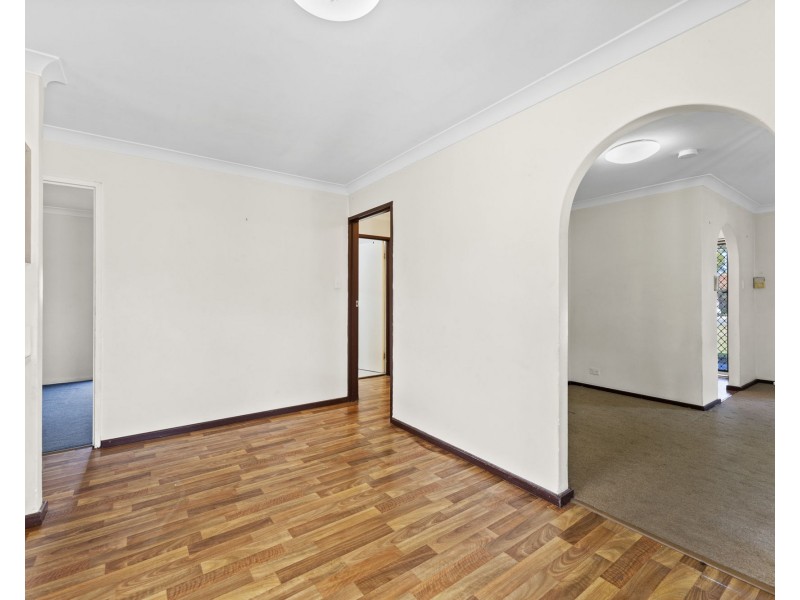 16 Joseph Road, Safety Bay WA 6169