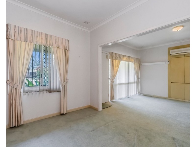 17 Sproxton Way, Embleton WA 6062