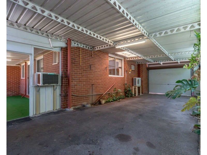 17 Sproxton Way, Embleton WA 6062