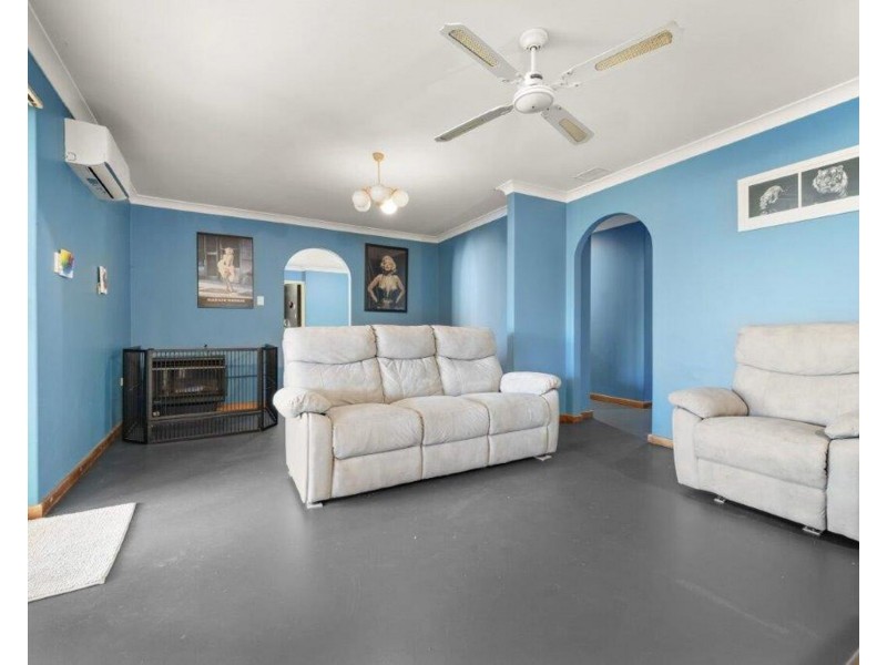 3 Denham Street, Dudley Park WA 6210