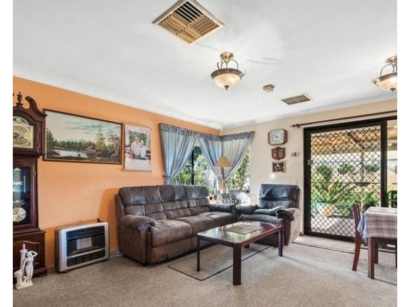 1 Bayley Close, Gosnells WA 6110