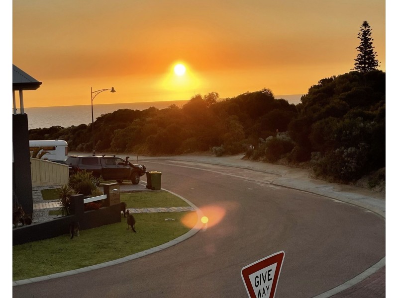 163 Balladonia Parade, Dawesville WA 6211