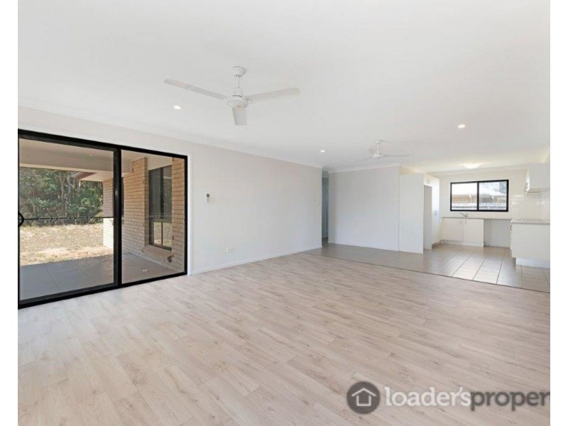 42 Malvern Drive, Moore Park Beach QLD 4670