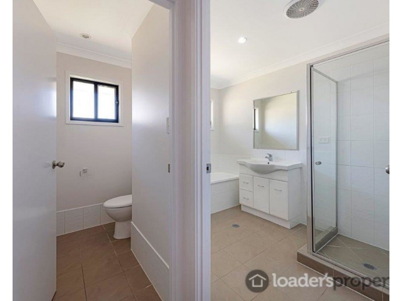 42 Malvern Drive, Moore Park Beach QLD 4670