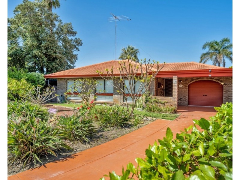 13 Salvador Close, Safety Bay WA 6169