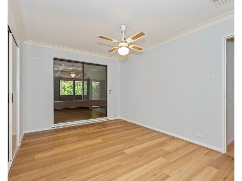 13 Salvador Close, Safety Bay WA 6169