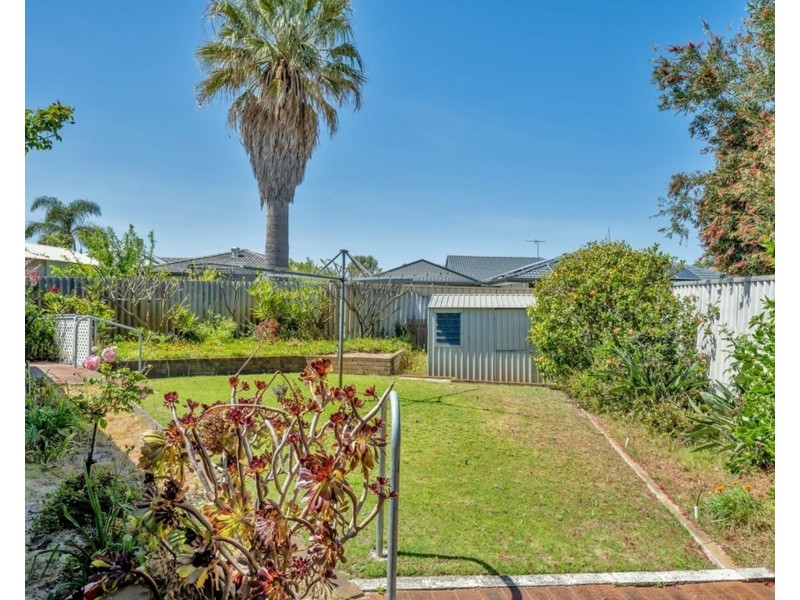 13 Salvador Close, Safety Bay WA 6169