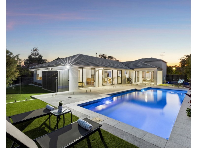 16 Marlin Drive, Noosaville QLD 4566