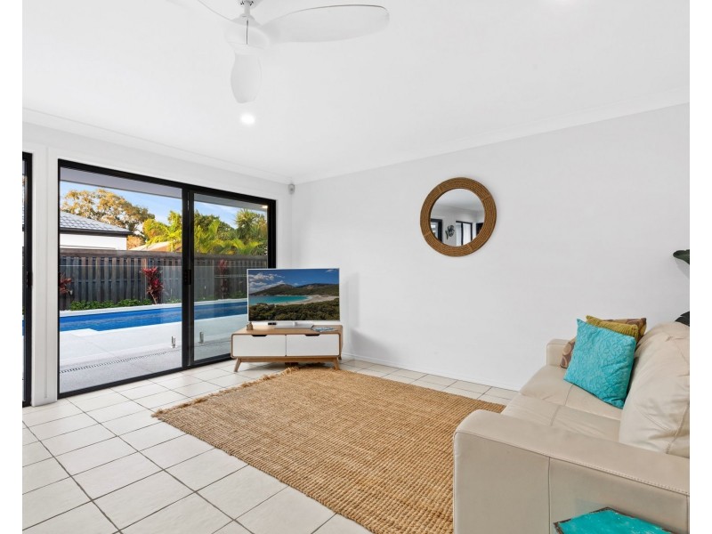 16 Marlin Drive, Noosaville QLD 4566