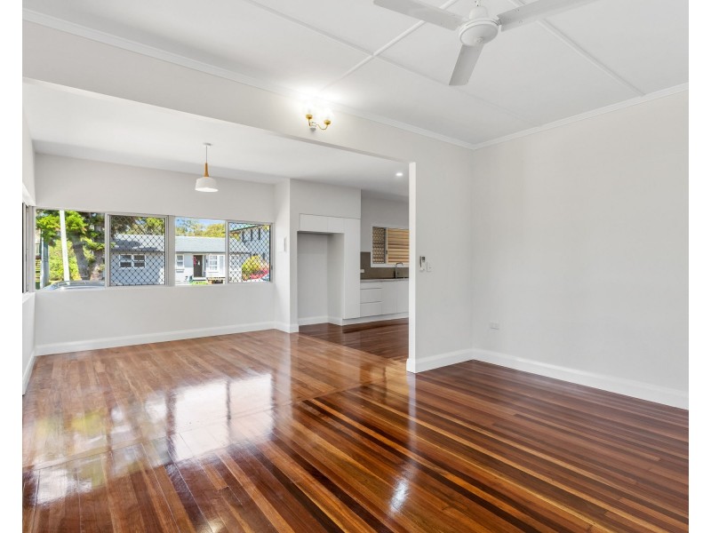 24 HASSALL ROAD, Deagon QLD 4017