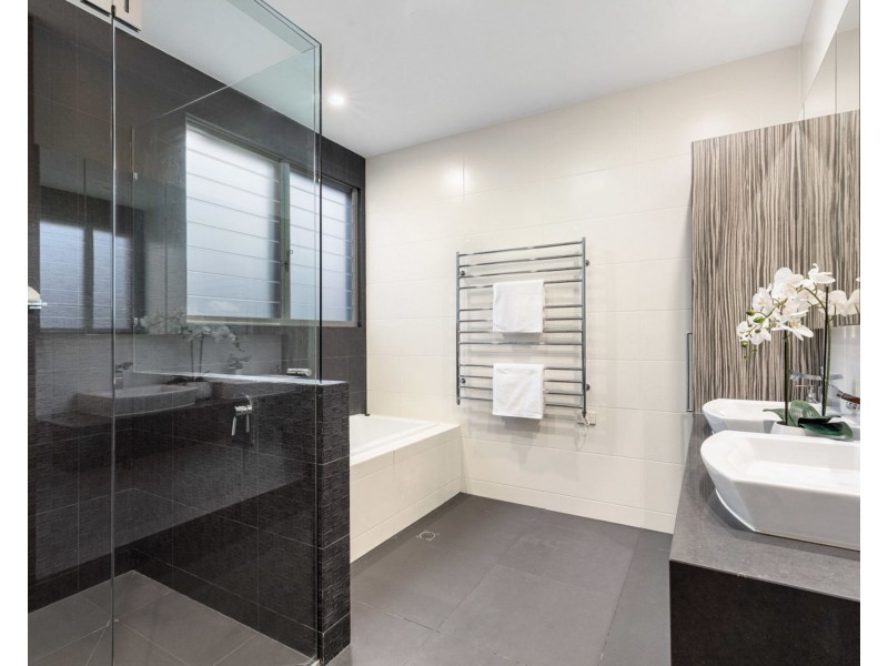 9 Cooroibah Crescent, Tewantin QLD 4565