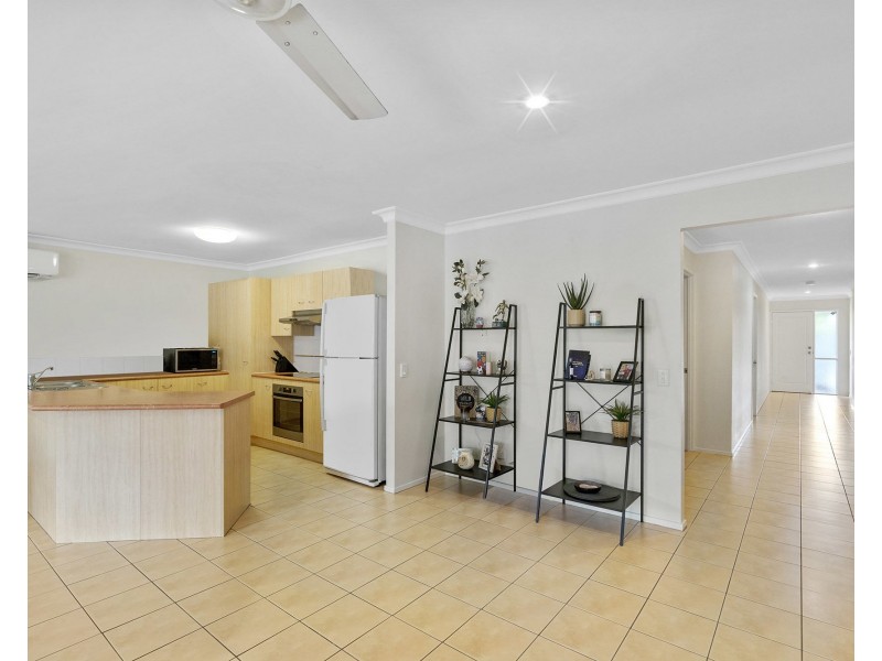 16 Village Way, Bracken Ridge QLD 4017