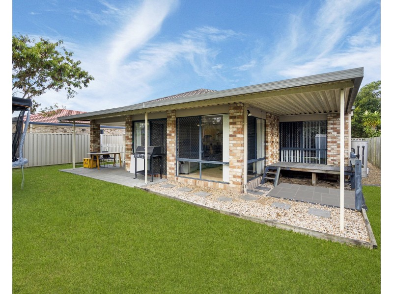 16 Village Way, Bracken Ridge QLD 4017