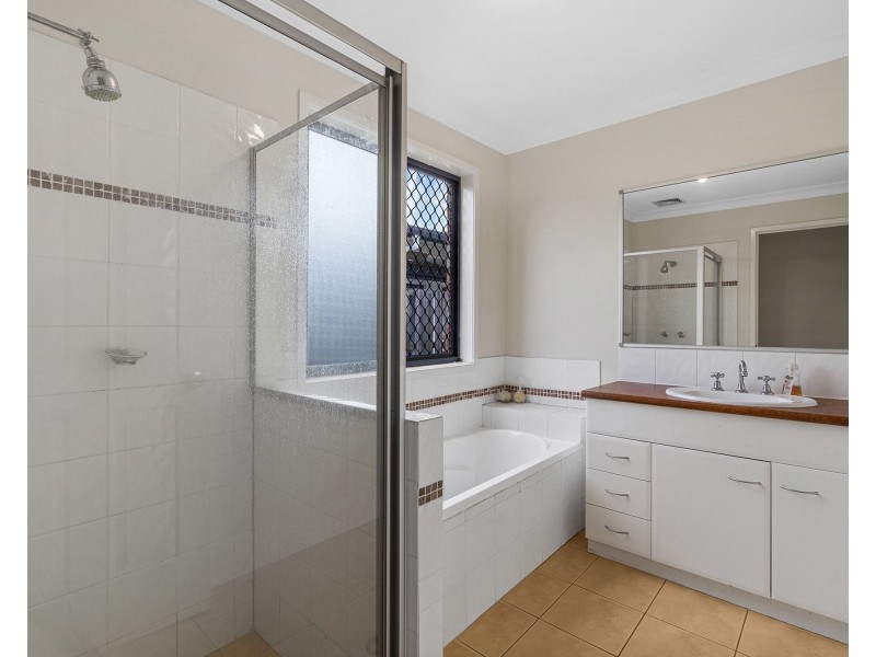 16 Village Way, Bracken Ridge QLD 4017