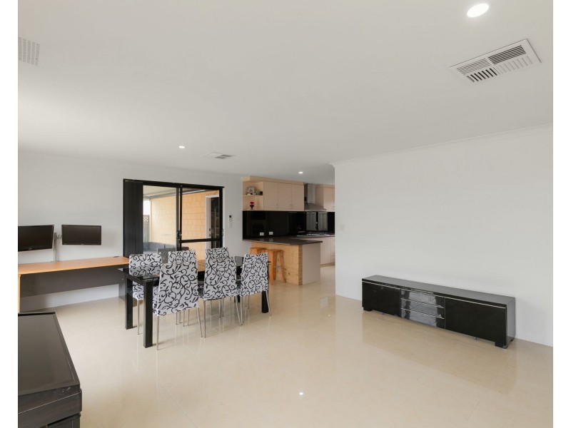 7 Winchester Court, Wellard WA 6170