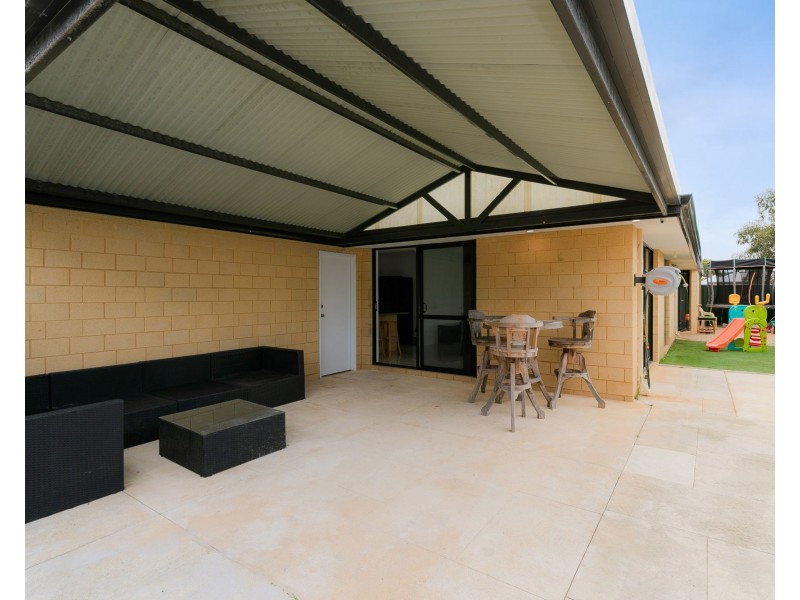 7 Winchester Court, Wellard WA 6170