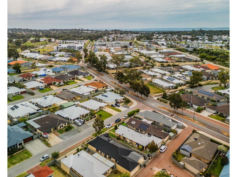 7 Winchester Court, Wellard WA 6170