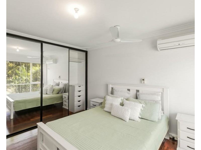 6 Broughton Way, Orelia WA 6167