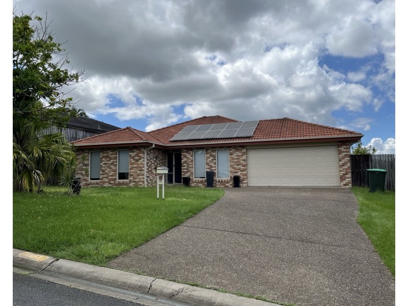 112 Salvado Dr, Pacific Pines QLD 4211