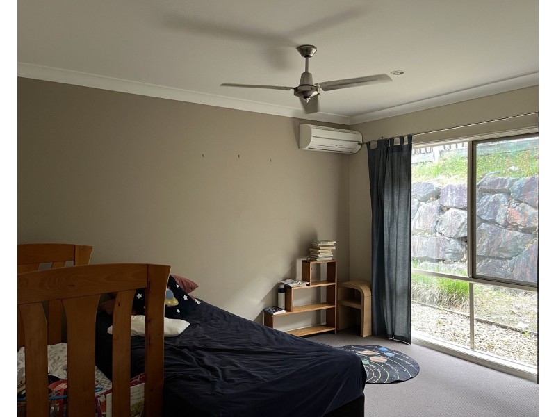 112 Salvado Dr, Pacific Pines QLD 4211